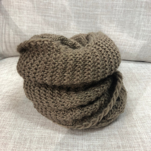 SALE! Cable Centre Knit Scarf - Coffee